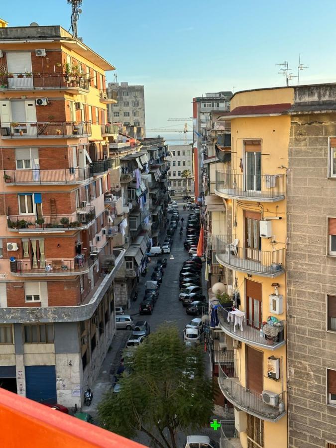 B&B Off Rooms And Relax Napoli Esterno foto