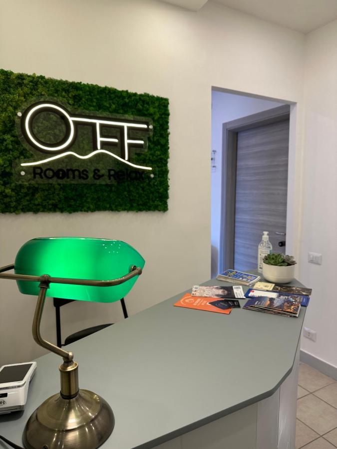 B&B Off Rooms And Relax Napoli Esterno foto